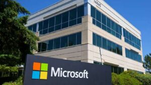 Microsoft Tawarkan Program Pengunduran Diri Sukarela kepada 60.000 Karyawan
